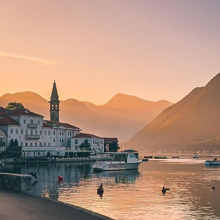 Apartments Visit Perast Exterior foto